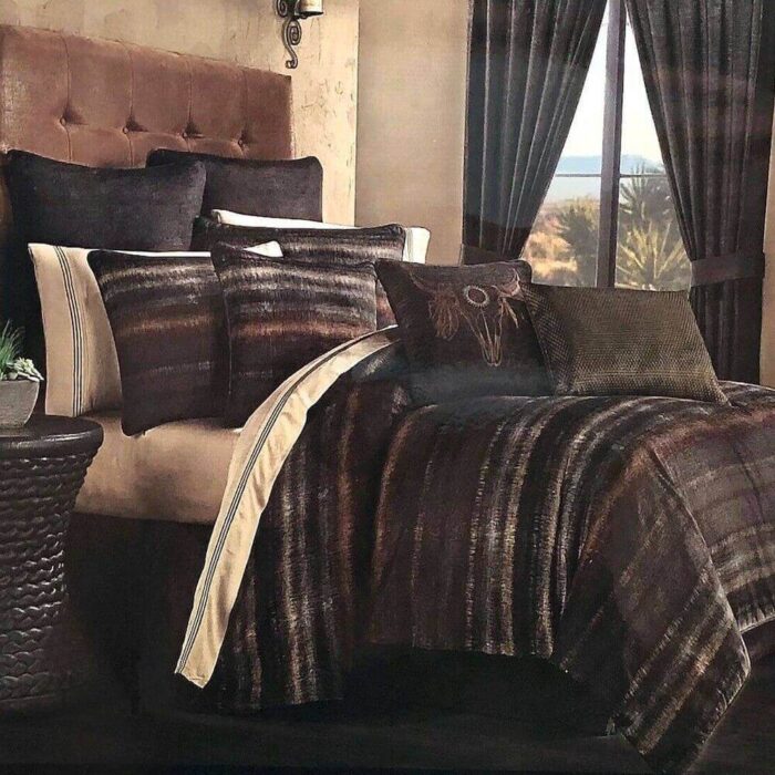 J QUEEN NEW YORK MESA KING COMFORTER SET