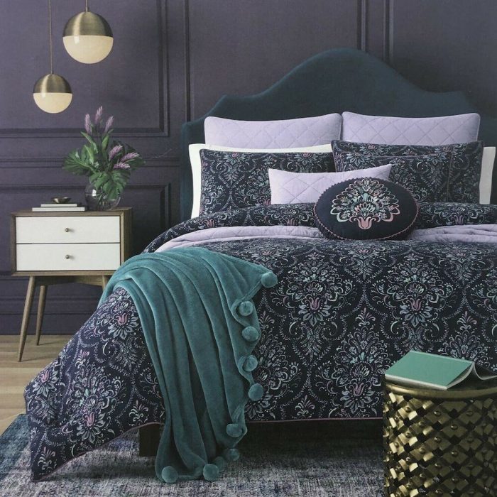J Queen New York Kayani Collection