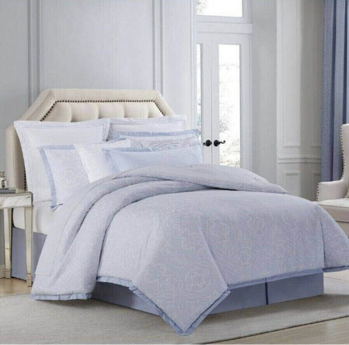 Charisma Luxury Settee Blue 4 Piece Queen Duvet Set 3