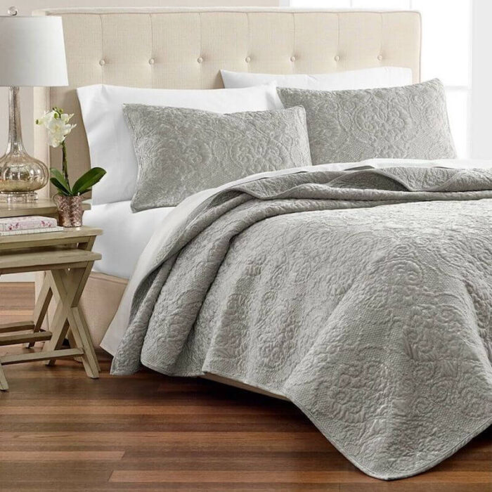 Martha Stewart Velvet Flourish King Quilt Silver