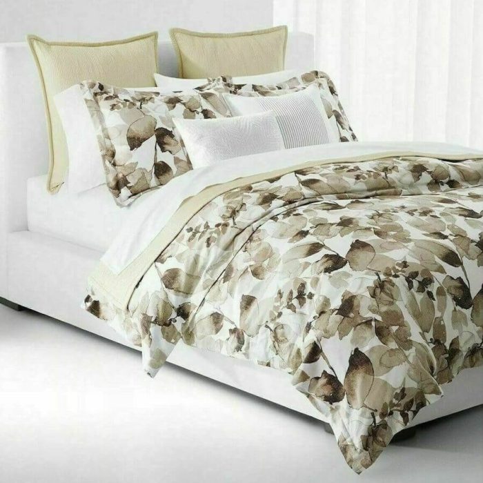 Ralph Lauren Corrine Comforter Set