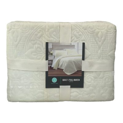 Martha Stewart Medallion Tufted Velvet Quilt Ivory 2