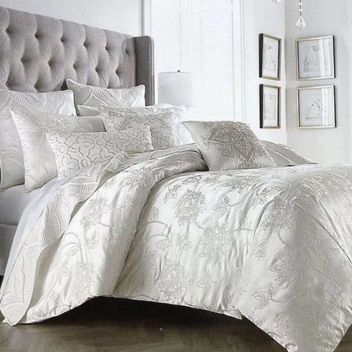 Hotel Collection Classic Jacobean Sham