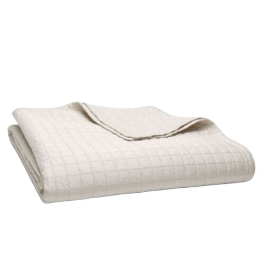 Hudson Park Natalya Quilted Full/Queen Coverlet Light Tan