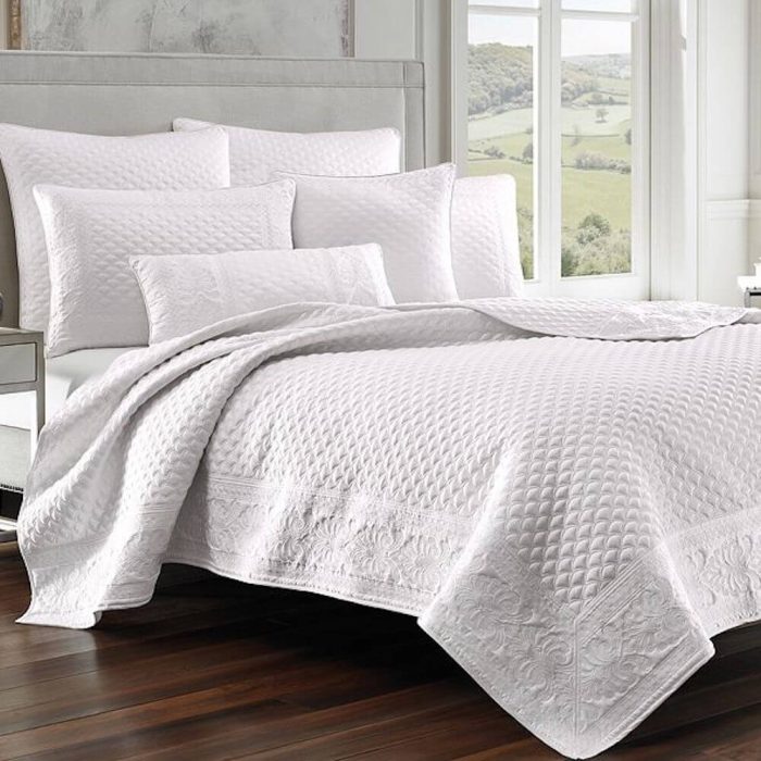 J Queen New York Zilara Quilted Coverlet White