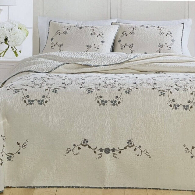 Martha Stewart Westminster Vines King Bedspread Ivory/Blue