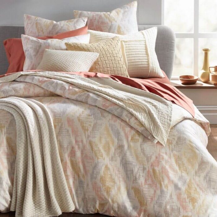 Oake Ikat Diamond Duvet Set