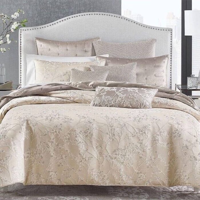 Hudson Park Meadow Silhouette King Duvet Cover Light Taupe 3