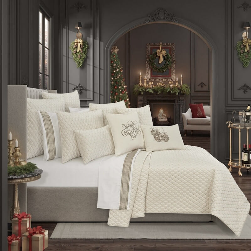 J Queen Grandeur Diamond Velveteen Queen Coverlet Set