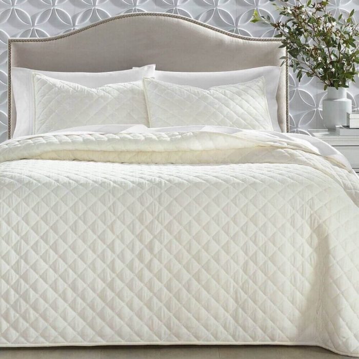 Martha Stewart Tufted Velvet Quilt Ivory 2