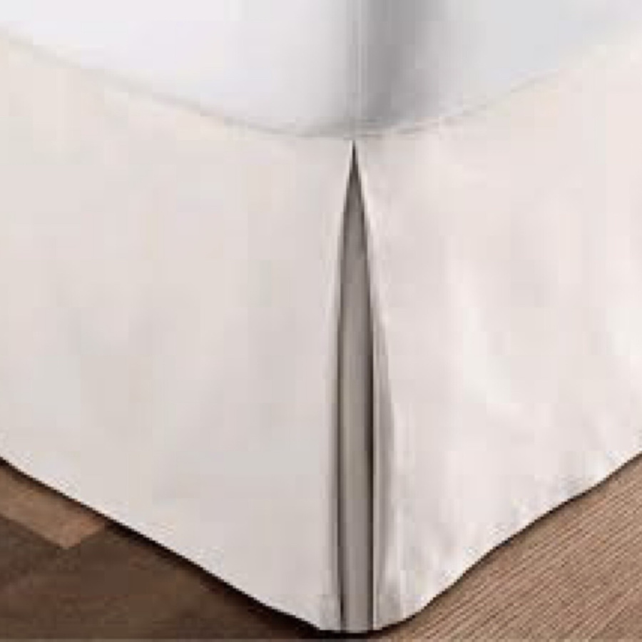 Hudson Park Cotton Sateen California King Bedskirt Vanilla Sky