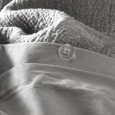 Oake Drybrush Matelasse Duvet Set Gray 5