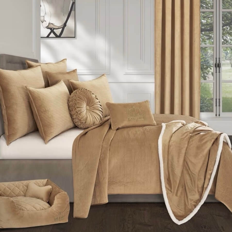 J Queen New York Townsend Quilted Coverlet Set Gold
